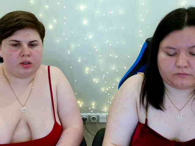 BeckyAndEllen webcam