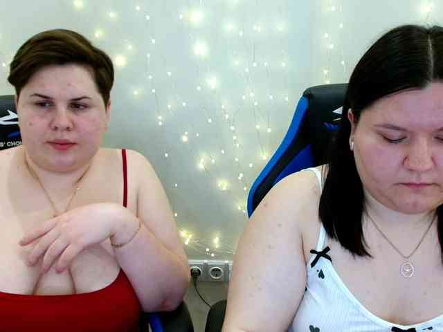 BeckyAndEllen webcam