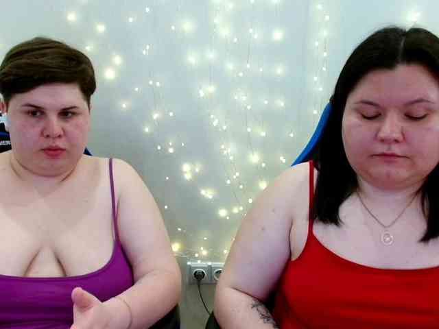 BeckyAndEllen webcam