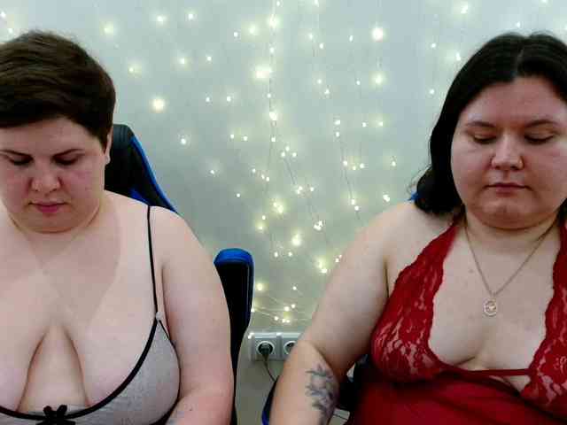 BeckyAndEllen webcam
