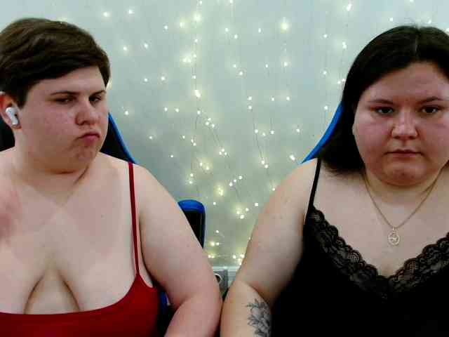 BeckyAndEllen webcam