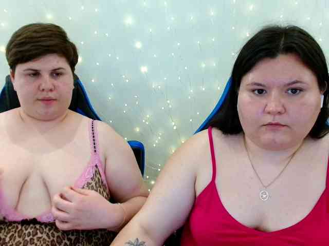 BeckyAndEllen webcam