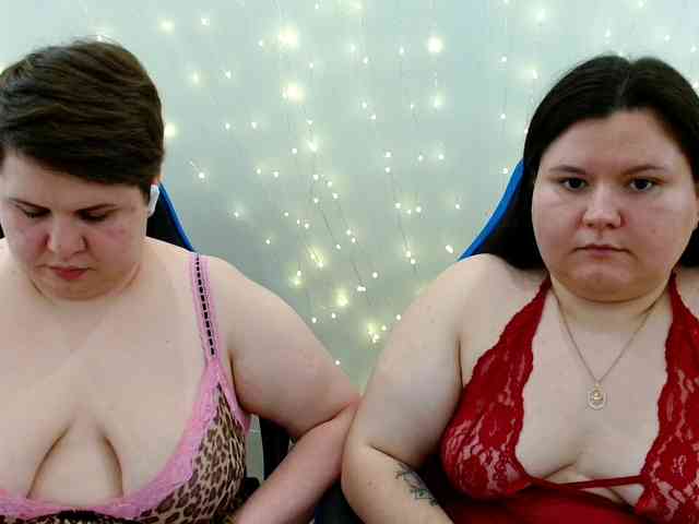 BeckyAndEllen webcam