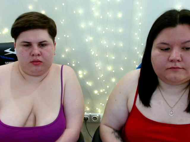BeckyAndEllen webcam