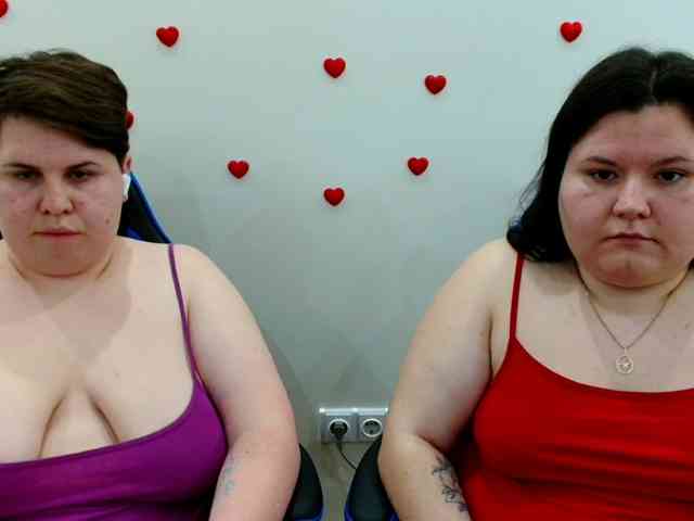 Model: BeckyAndEllen