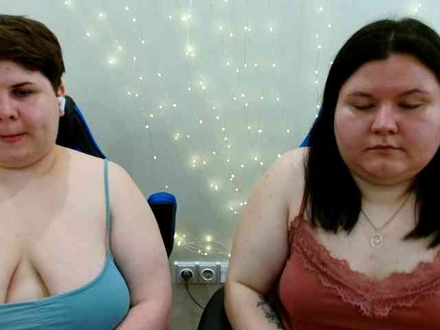 BeckyAndEllen webcam