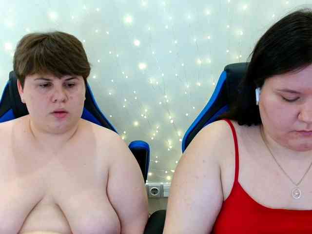 BeckyAndEllen webcam