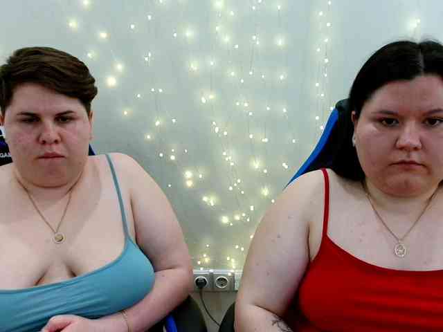 BeckyAndEllen webcam