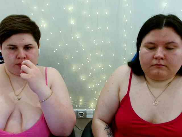 BeckyAndEllen webcam