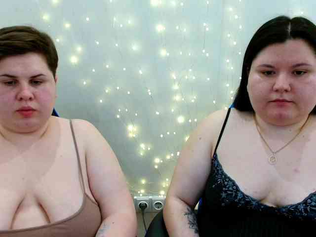BeckyAndEllen webcam