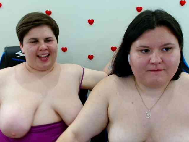 BeckyAndEllen webcam