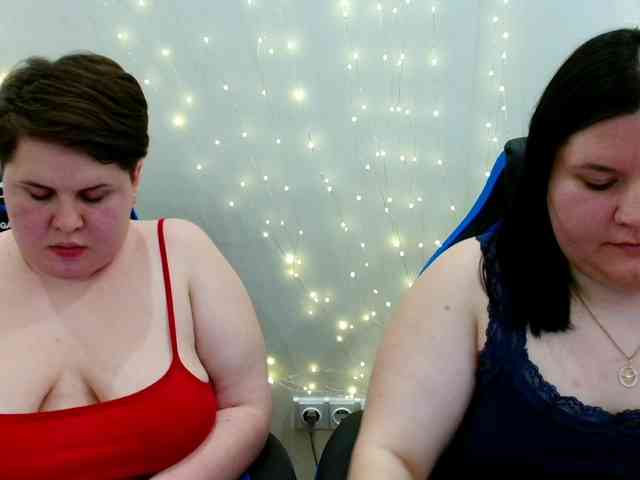 BeckyAndEllen webcam