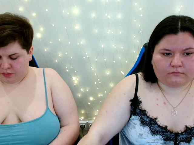 BeckyAndEllen webcam