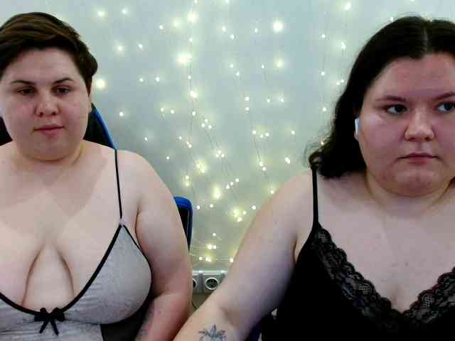 beckyandellen's live room