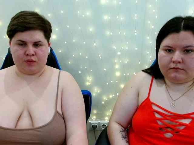 BeckyAndEllen webcam
