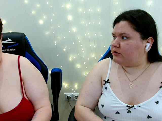 BeckyAndEllen webcam