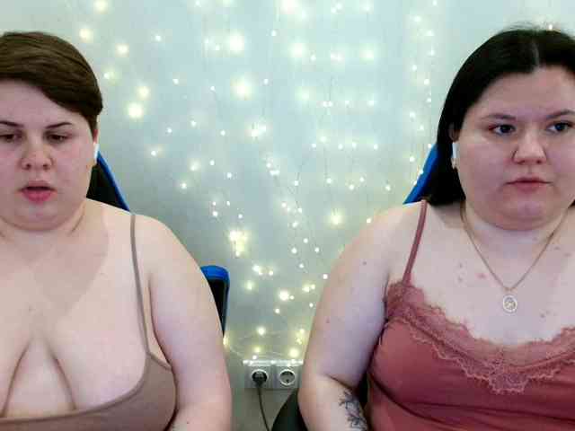 BeckyAndEllen webcam