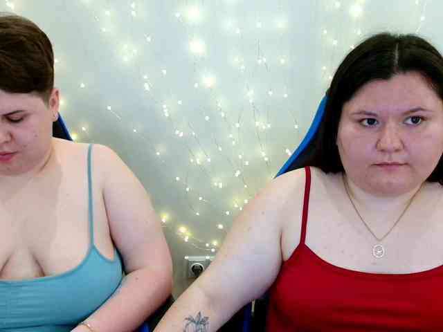BeckyAndEllen webcam