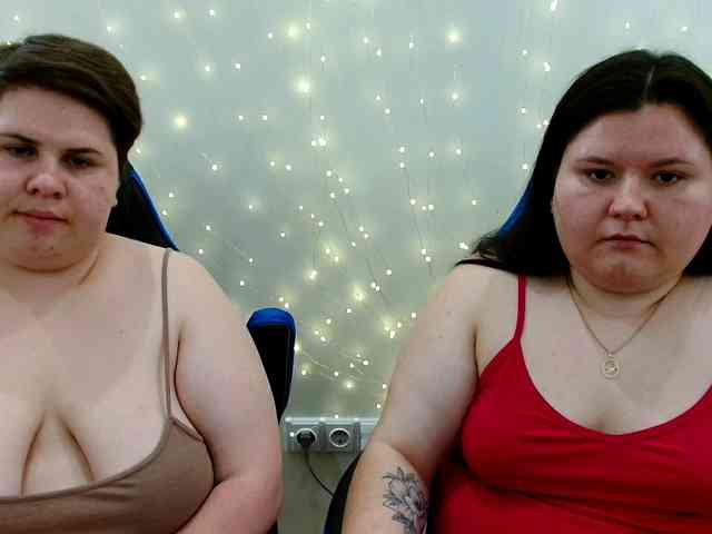 BeckyAndEllen webcam