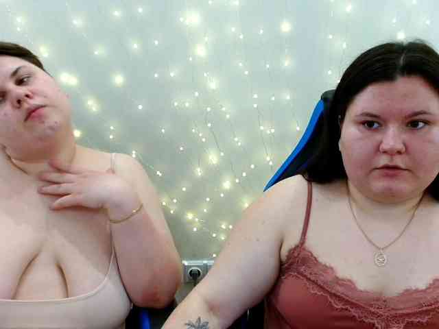 BeckyAndEllen Sex Cam Show