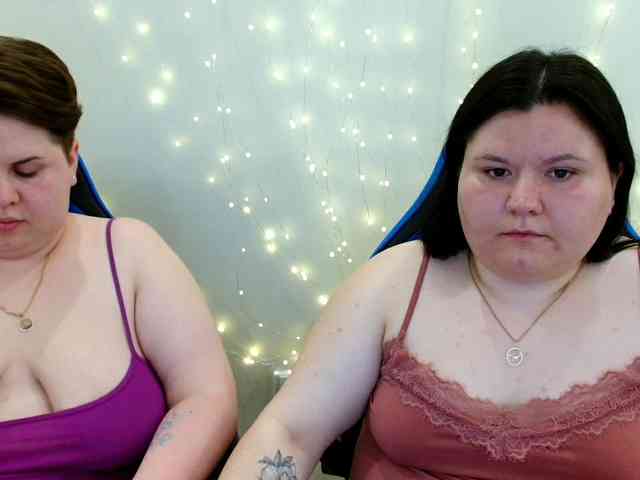 BeckyAndEllen webcam