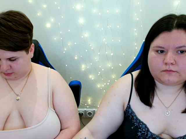 BeckyAndEllen webcam