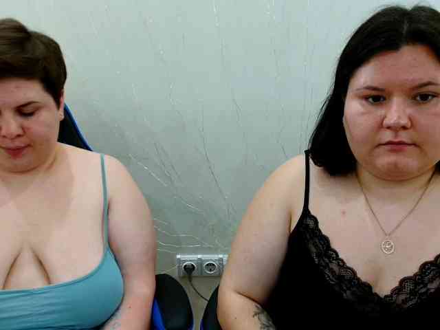 BeckyAndEllen webcam