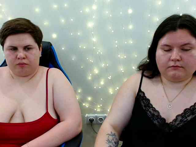 BeckyAndEllen webcam