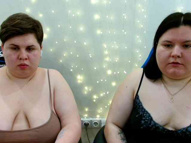 BeckyAndEllen webcam