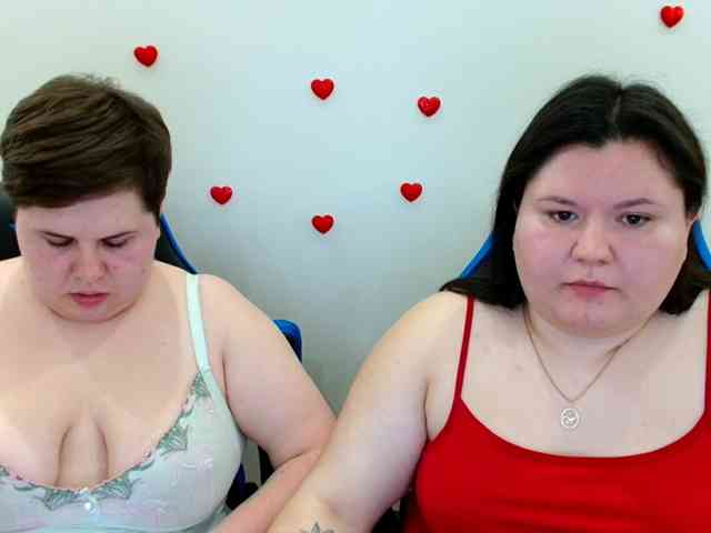 BeckyAndEllen webcam