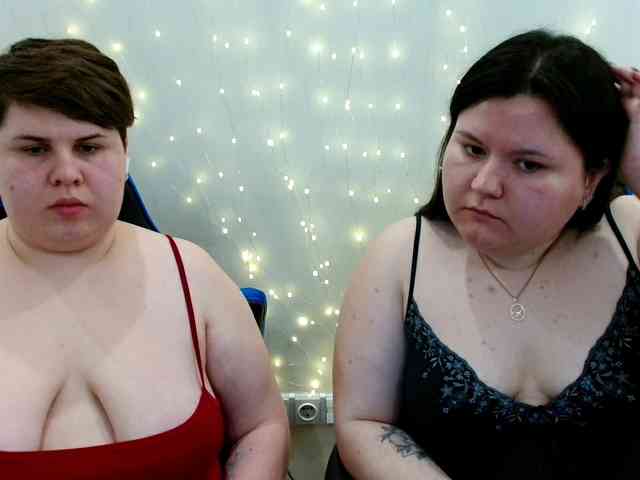 BeckyAndEllen webcam