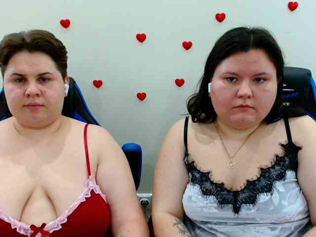 BeckyAndEllen webcam