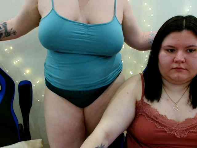 BeckyAndEllen webcam