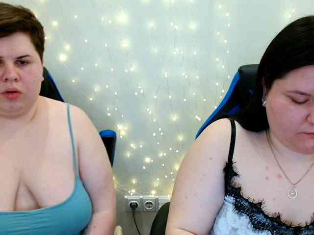 BeckyAndEllen webcam