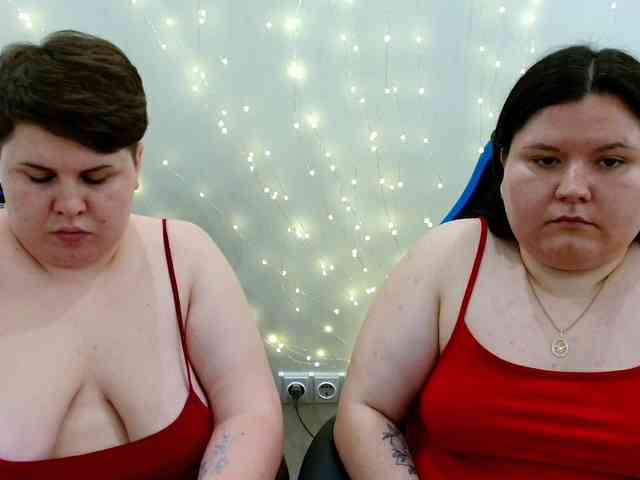 BeckyAndEllen webcam