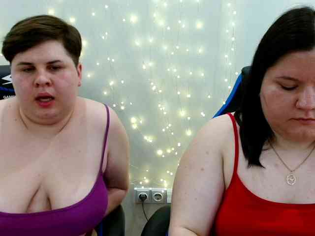 BeckyAndEllen webcam