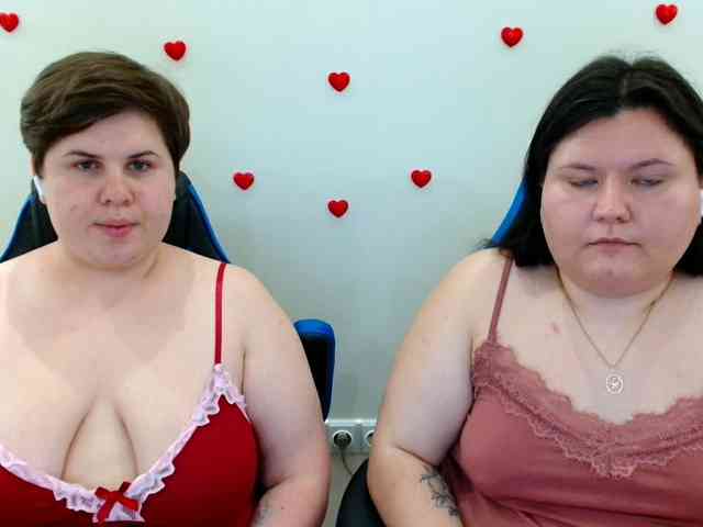 BeckyAndEllen webcam