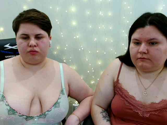 BeckyAndEllen webcam