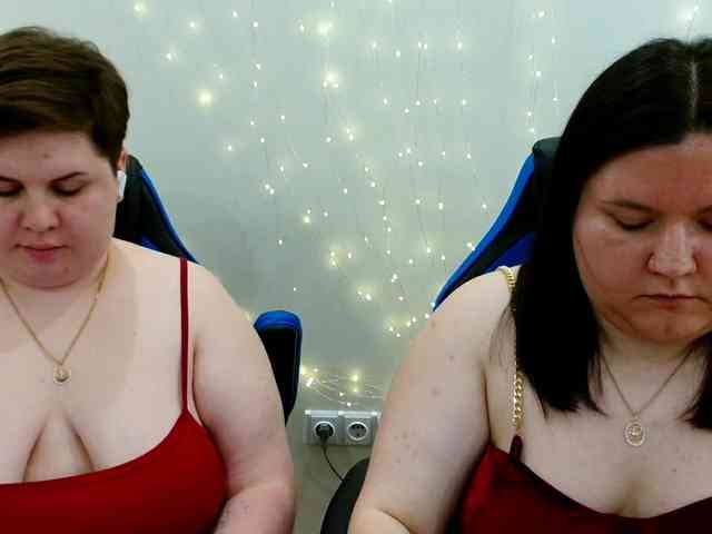 BeckyAndEllen webcam