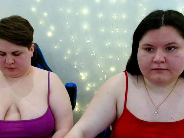 BeckyAndEllen webcam