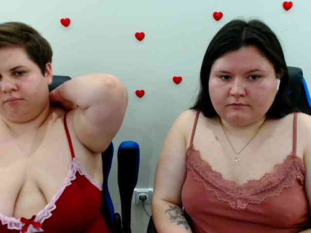 BeckyAndEllen webcam