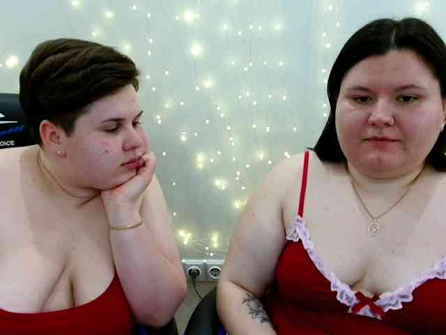 BeckyAndEllen webcam
