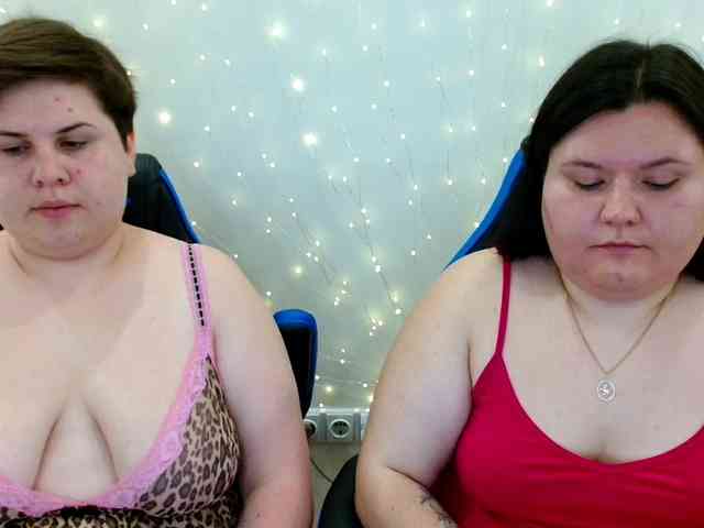 BeckyAndEllen webcam