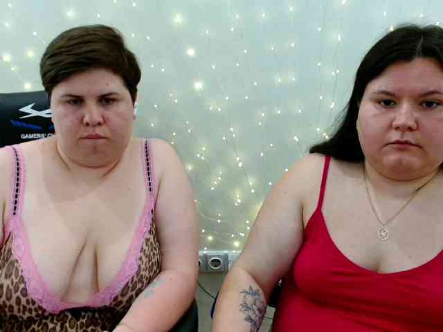BeckyAndEllen webcam