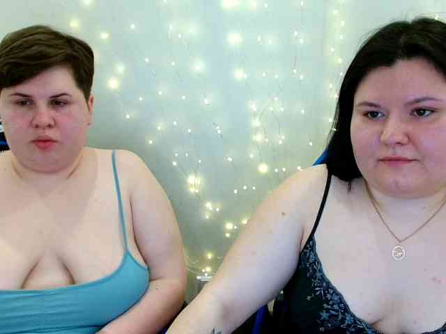 BeckyAndEllen webcam