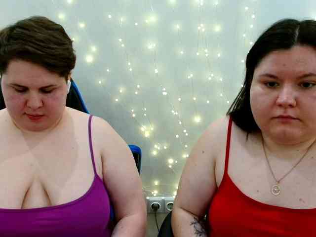 BeckyAndEllen webcam