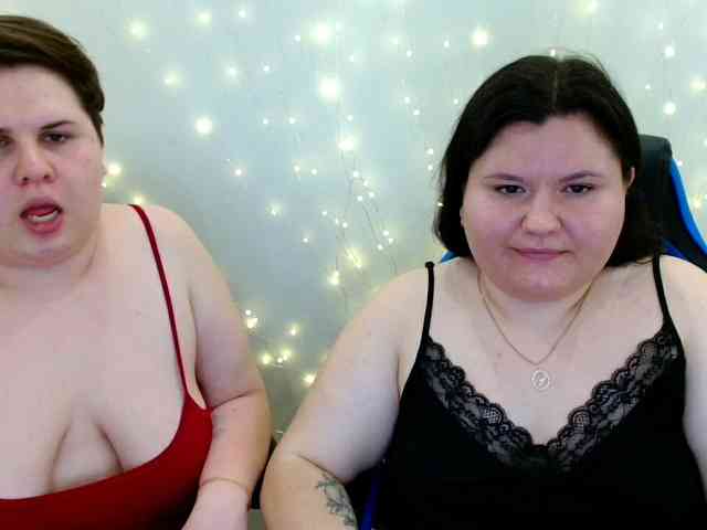 BeckyAndEllen webcam