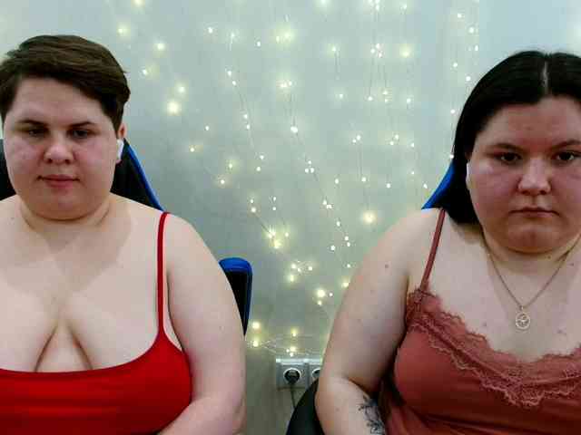 BeckyAndEllen webcam