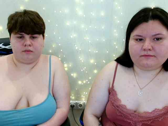 BeckyAndEllen webcam