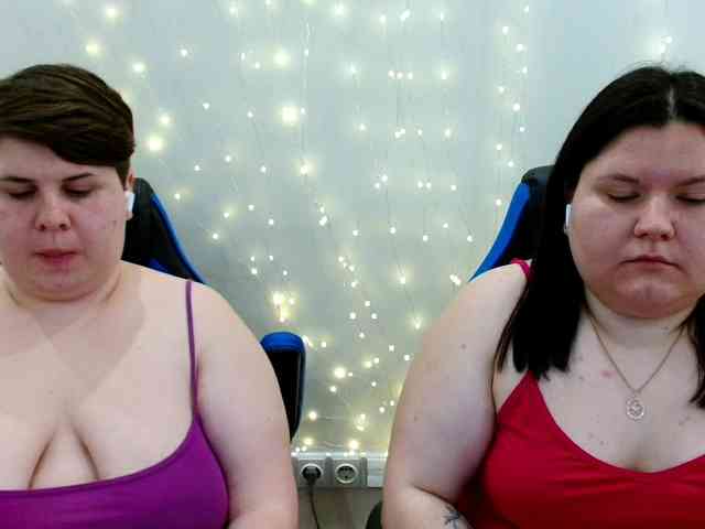 BeckyAndEllen webcam
